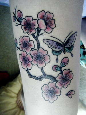 Cool Cherry Blossom Tattoos Displaying a most beautiful flower of cherry 