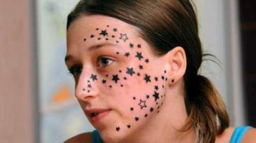 A Belgian teen claims she only asked for three tattooed stars near her eye 